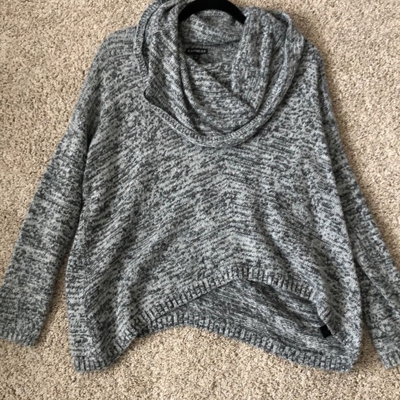 Women’s Express Gray Cowl Neck Sweater XS/S - Picture 4 of 5